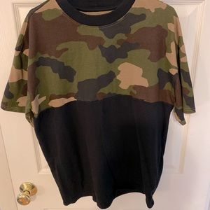 camo color block taped heavyweight t-shirt